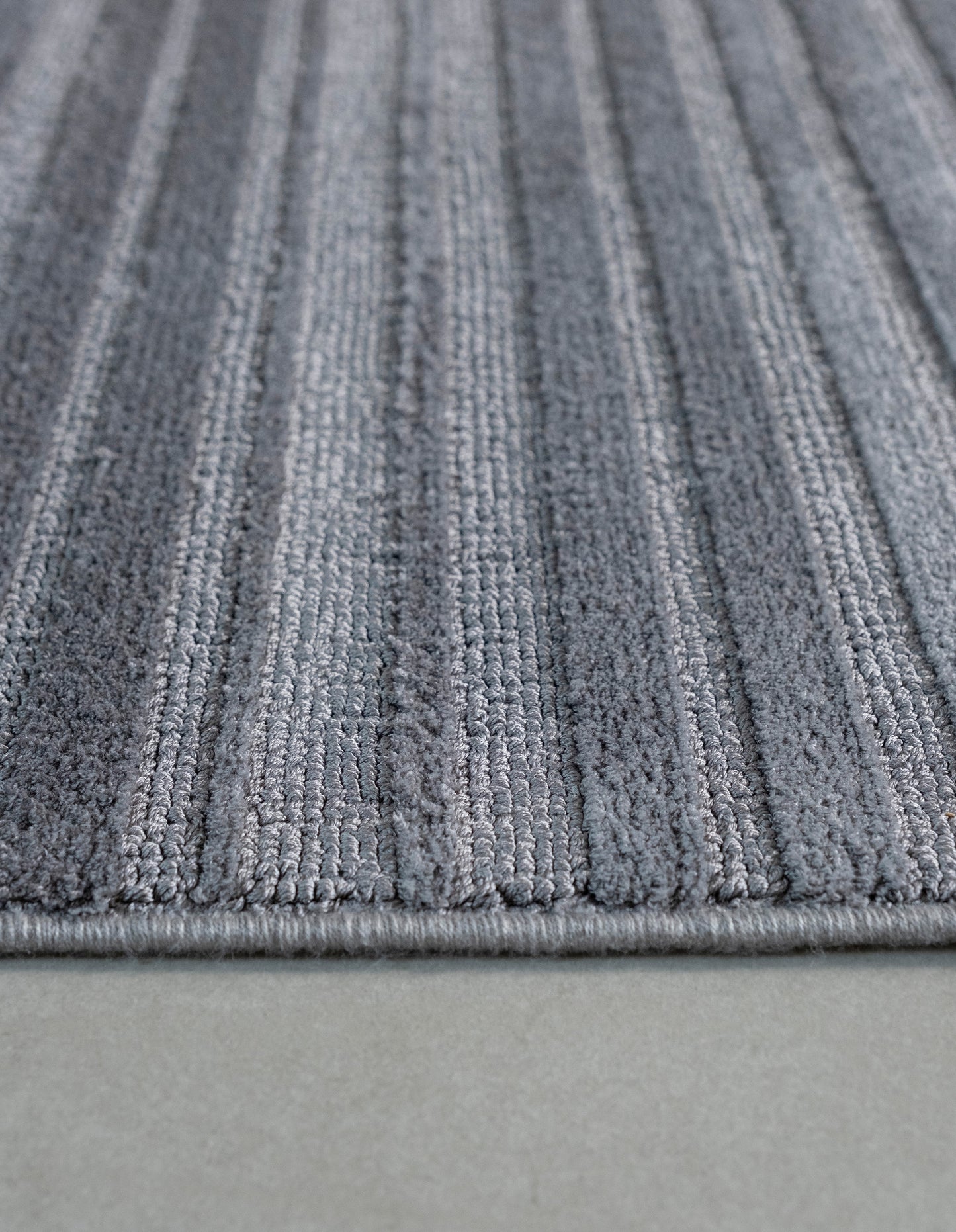 Carpetde Halı Yeni Nesil Senge Düz Geçişli Antrasit