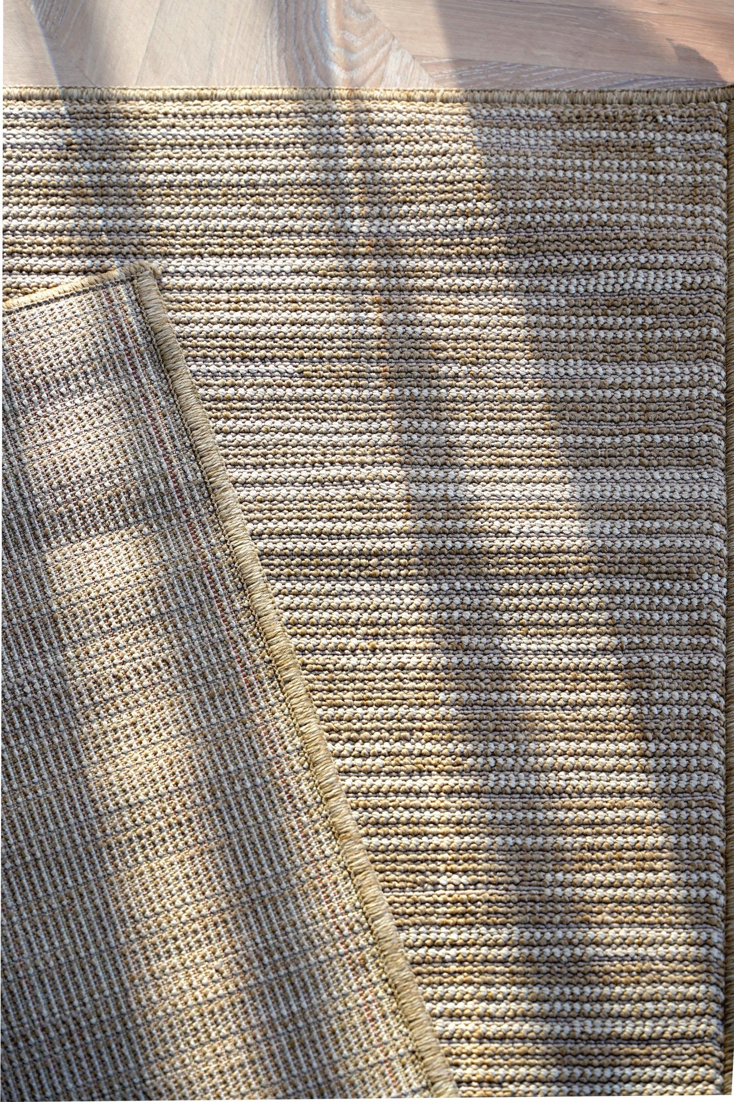 Istana Sık Dokulu Antialerjik Leke Tutmaz Dekoratif Halı Bej