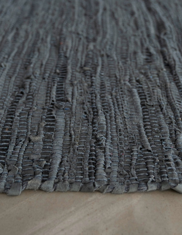 Carpetde Özel El Dokuma Deri Kilim Gri