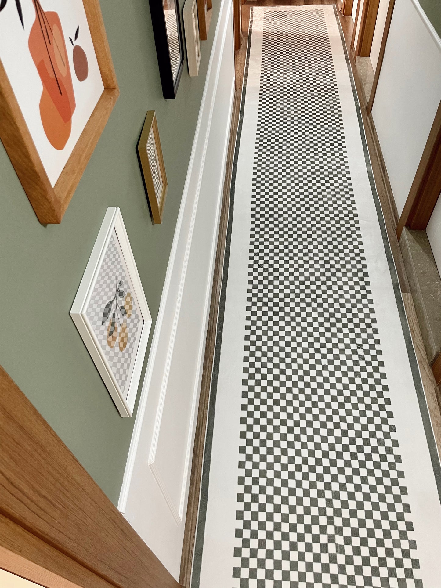 Carpetde Makinede yıkanabilir Louper Serisi Koyu Yeşil Dama Modern Desen