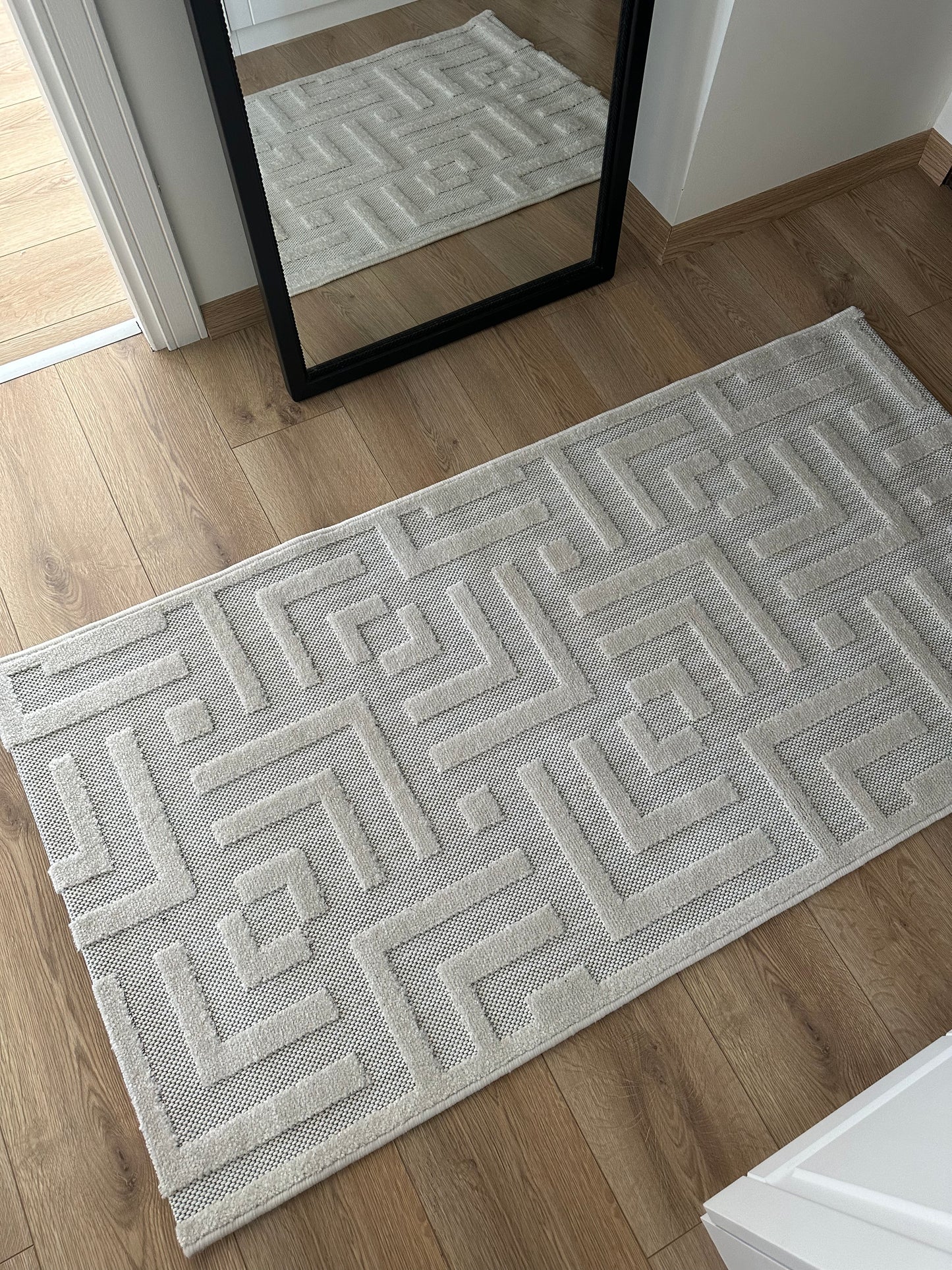 Carpetde Fabel serisi Antialerjik Tozumaz Kabartma Halı - Modern Kırık Beyaz